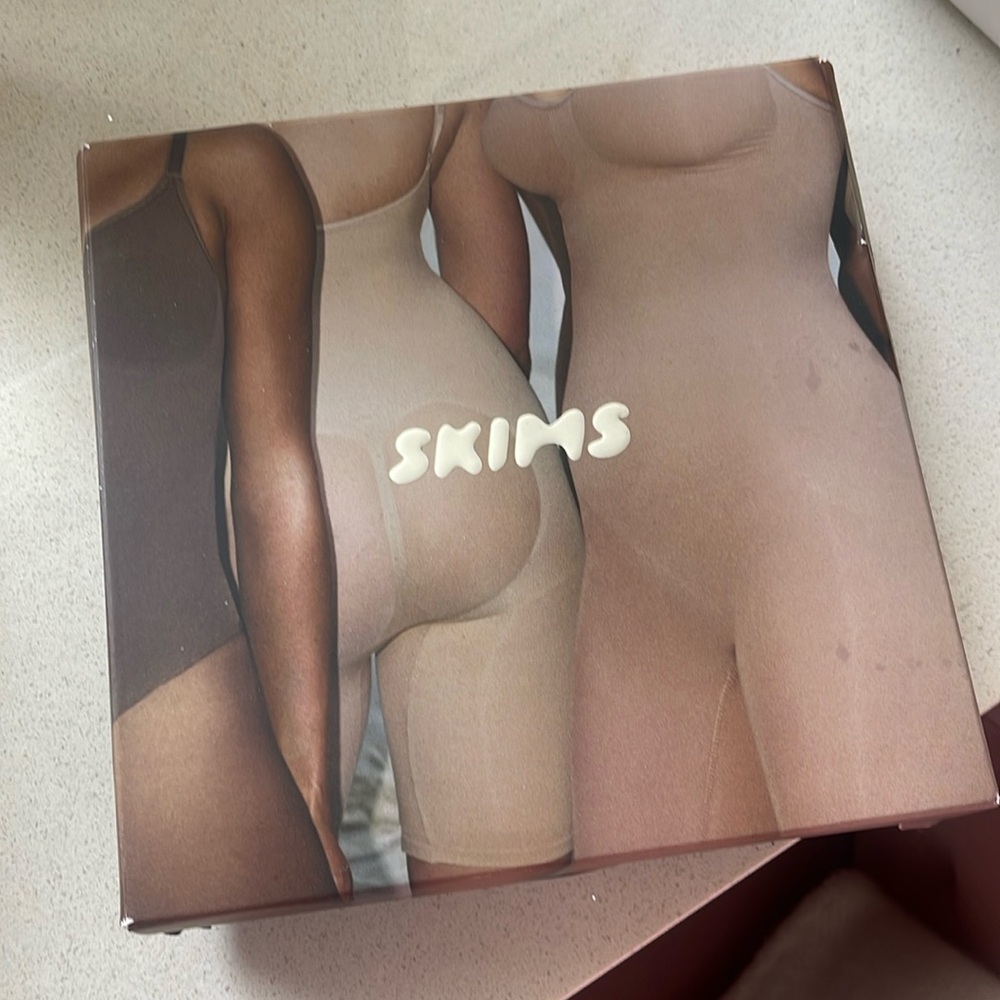 SKIMS seamless sculpt thong bodysuit